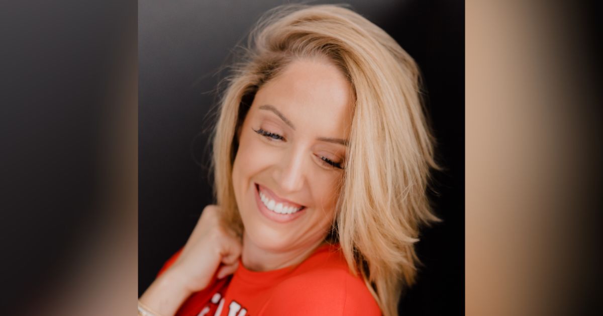 Ep #141: 2024: The Year of Reinvention | The Hell Yes Entrepreneur Podcast